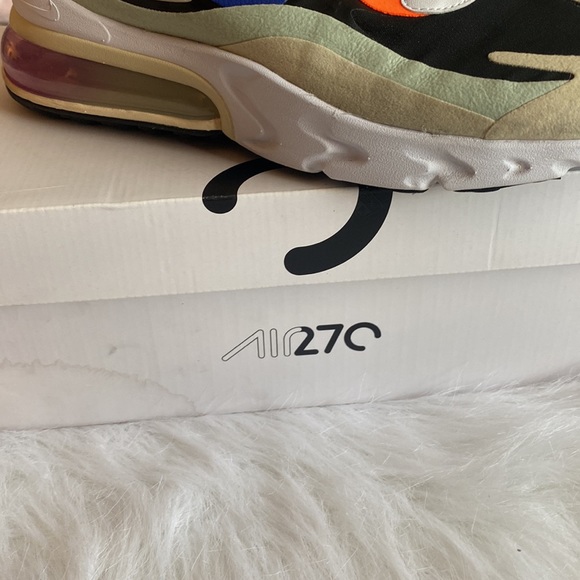 Nike Air Max 270 React, Women’s Size 11 - Picture 12 of 13